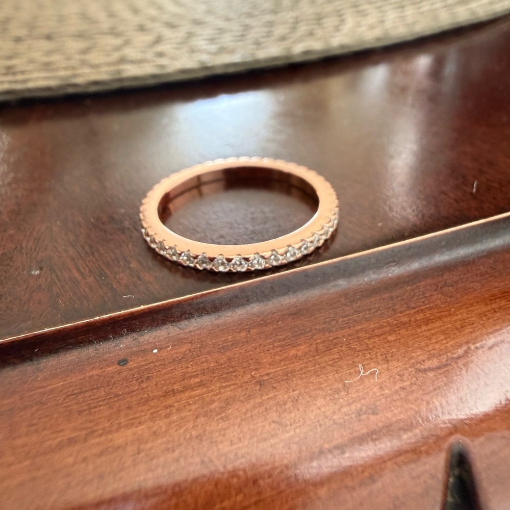 Neat Pavoi Rhinestone Ring Size 5 - Picture 3 of 7